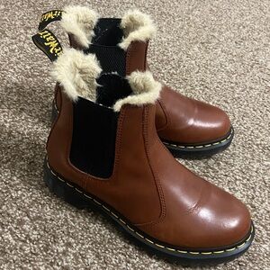 Dr Martens Lenore Fur Lined Chelsea Boots- Worn Once!! Sable Color